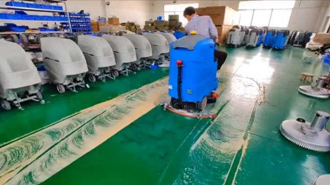 宜春2023年还在用人工的物业保洁不妨试试洗地机吧